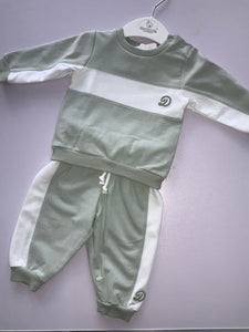 Deolinda sage tracksuit  summer 24.  01242046